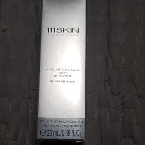 111SKIN Hyaluronic Acid Aqua Booster - Silver Box